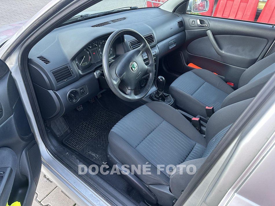 Škoda Octavia 1.6i 