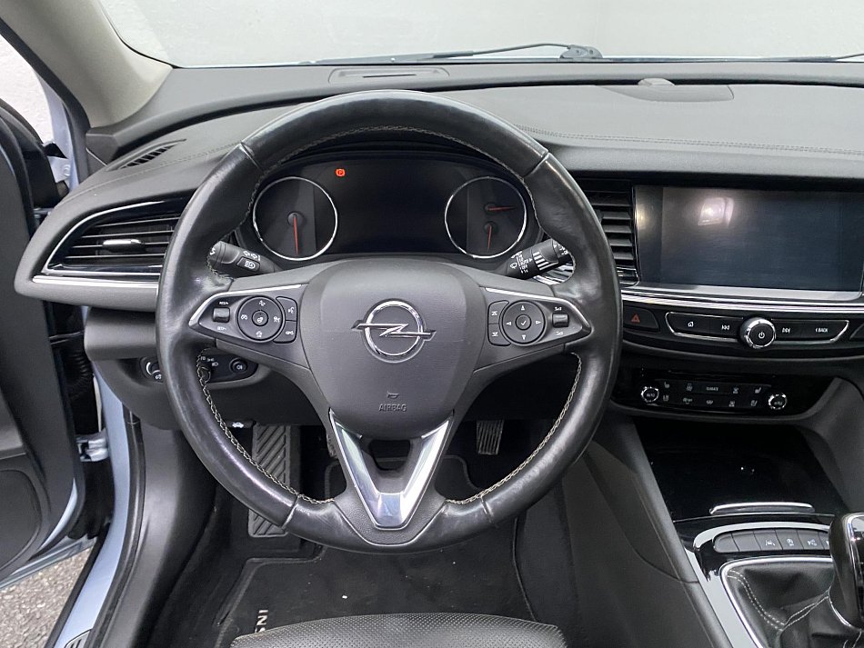 Opel Insignia 2.0CDTI  GRAND SPORT