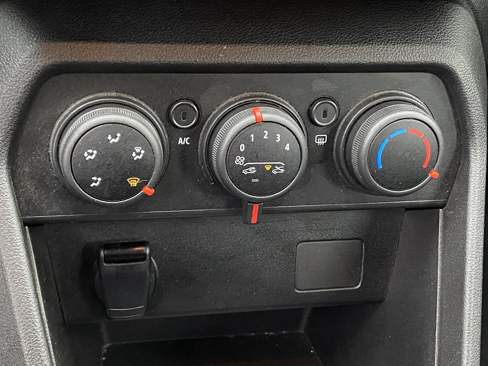 Dacia Sandero 1.0SCe Essential