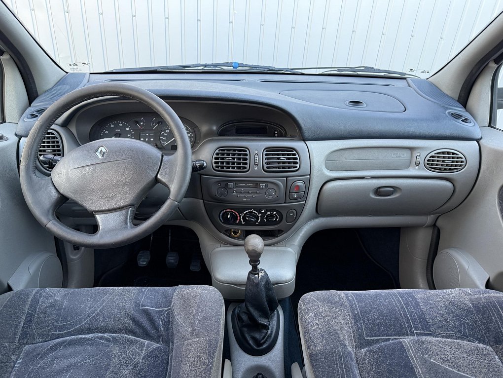 Renault Scénic 1.6i 