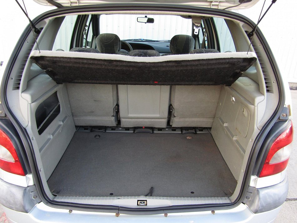 Renault Scénic 1.6i 