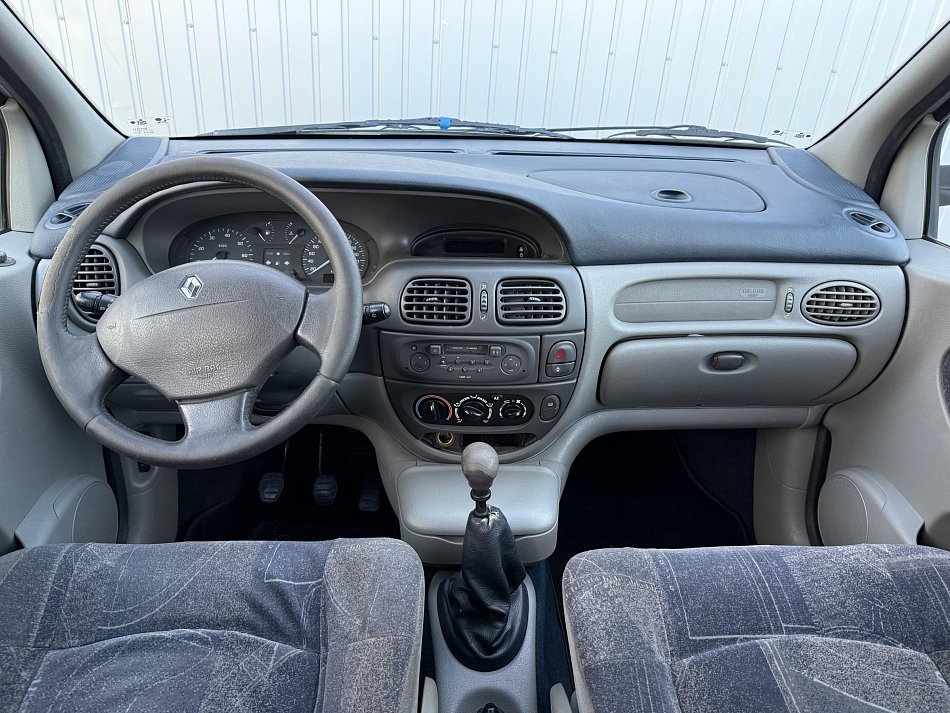 Renault Scénic 1.6i 