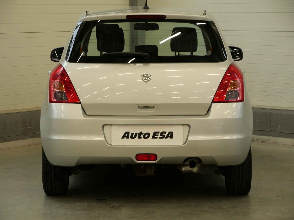 Suzuki Swift 1.3i  4x4