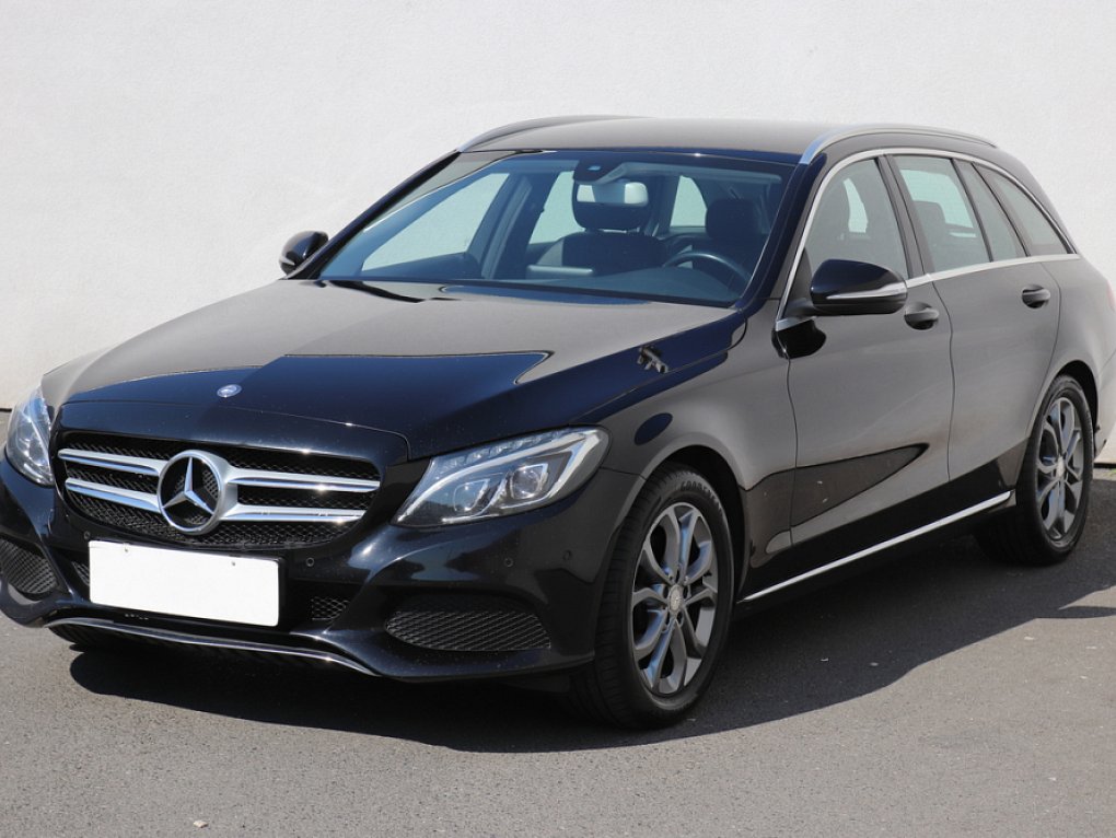 Mercedes-Benz Třída C 2.0 D Avantgarde