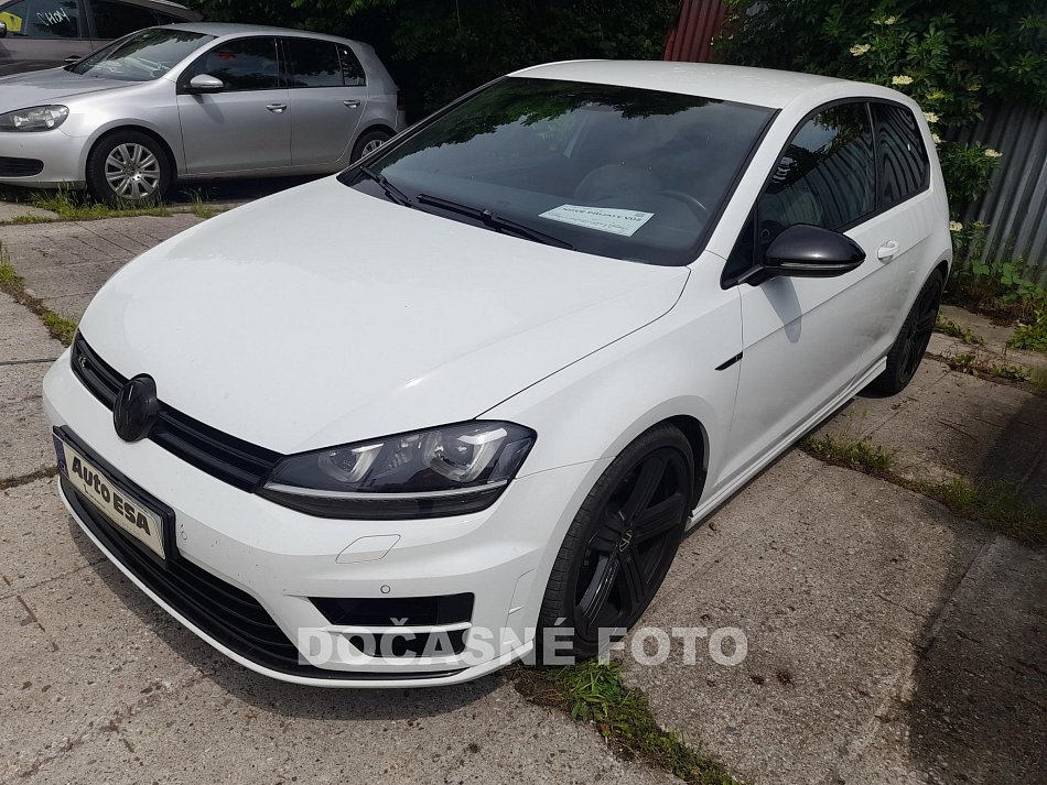 Volkswagen Golf 2.0 TSi 