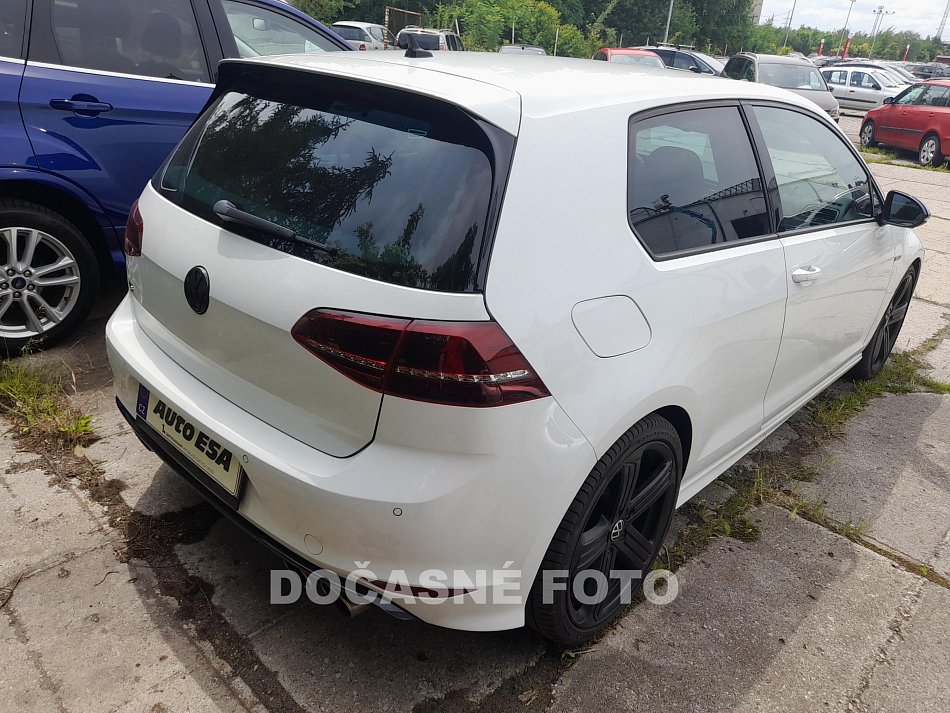 Volkswagen Golf 2.0 TSi 