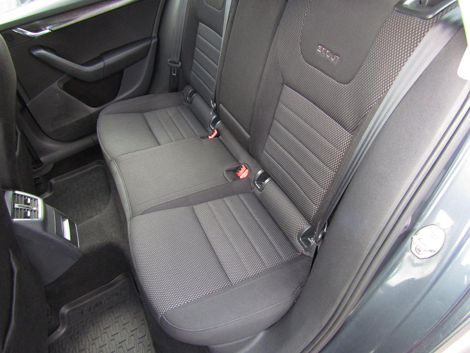 Škoda Octavia III 2.0 TDi Scout 4x4