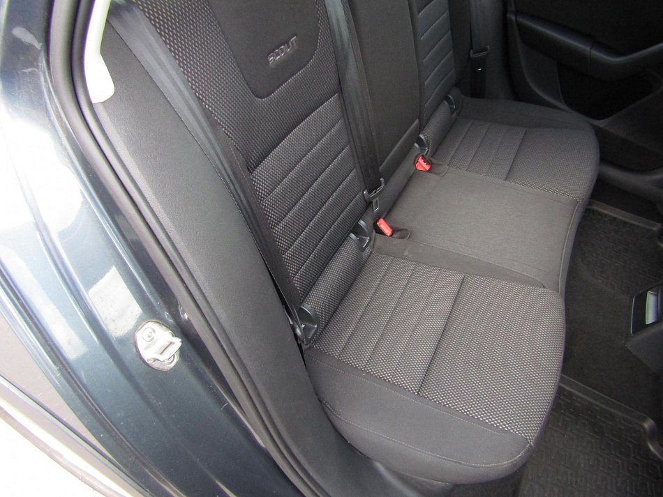 Škoda Octavia III 2.0 TDi Scout 4x4