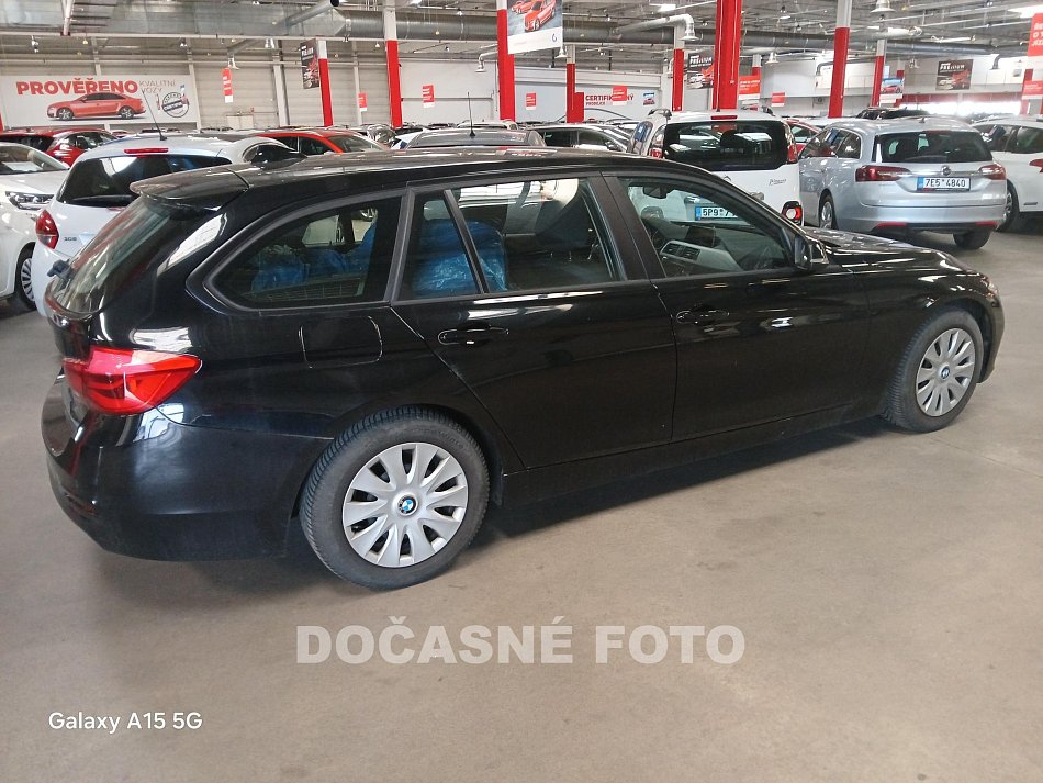 BMW Řada 3 318D 