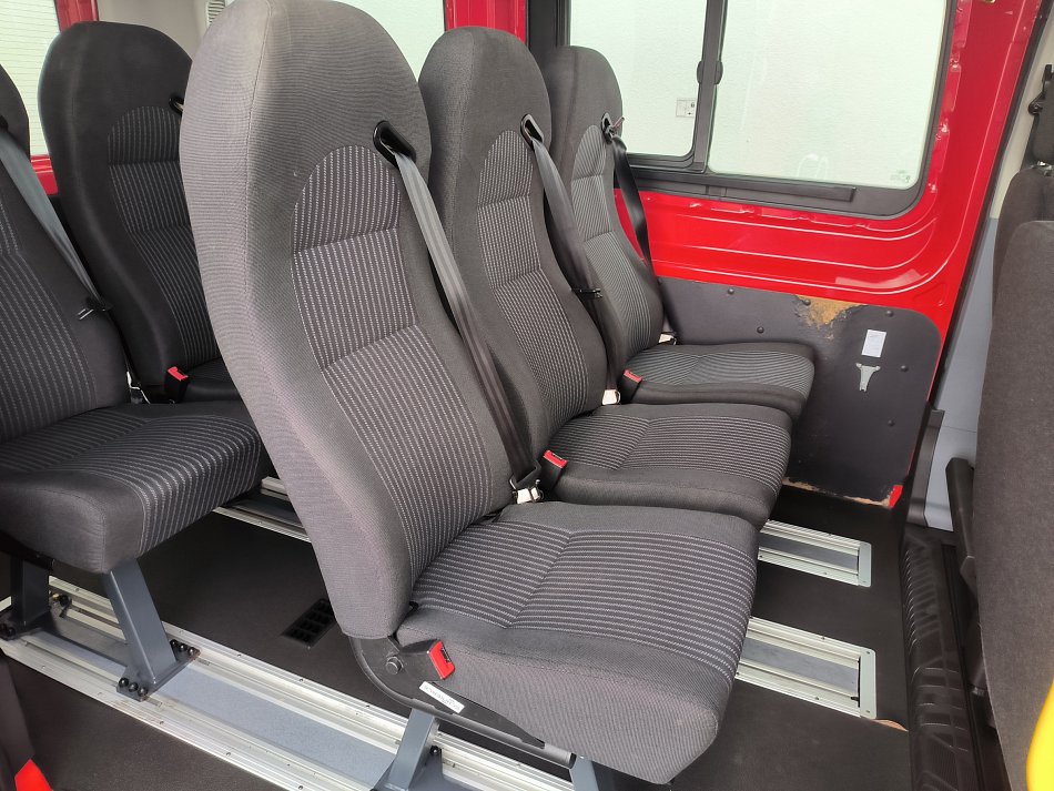 Ford Transit 2.2TDCi  L2H2 9míst
