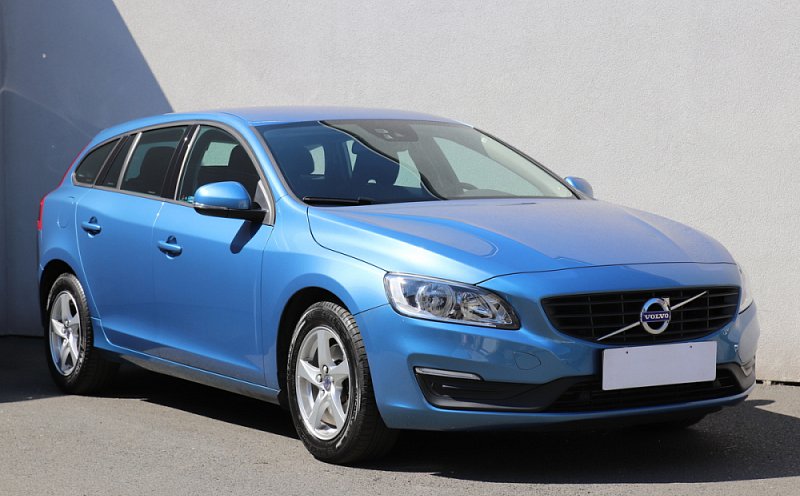 Volvo V60 2.0 T5  Cross Country