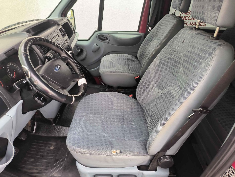 Ford Transit 2.2TDCi  6míst