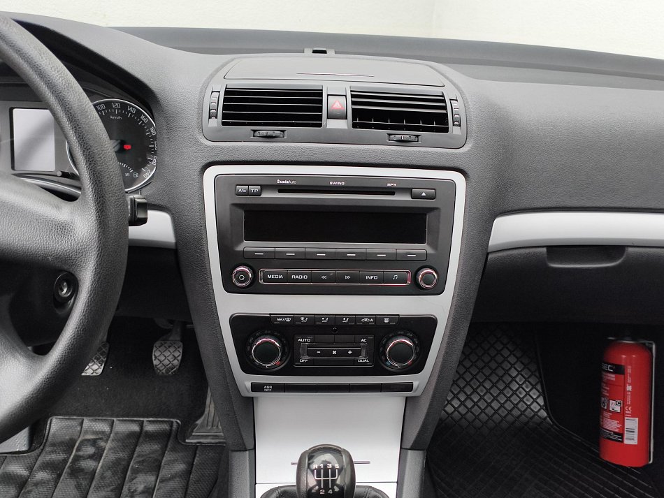 Škoda Octavia II 1.6 