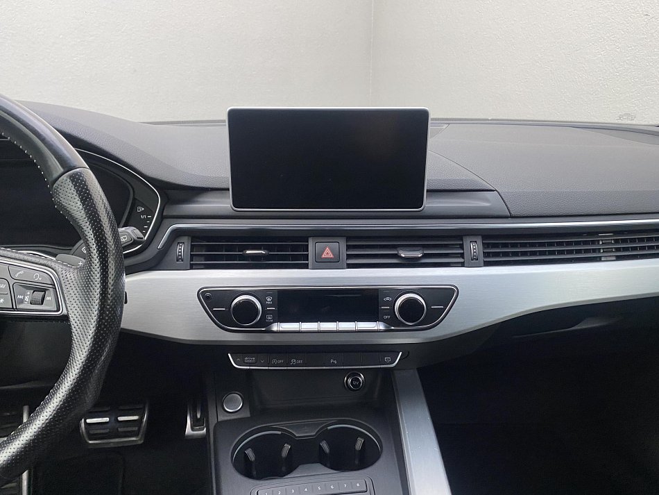 Audi A4 2.0 TFSi S-line