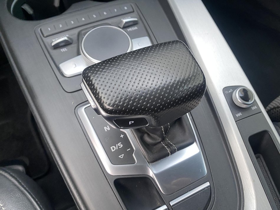 Audi A4 2.0 TFSi S-line