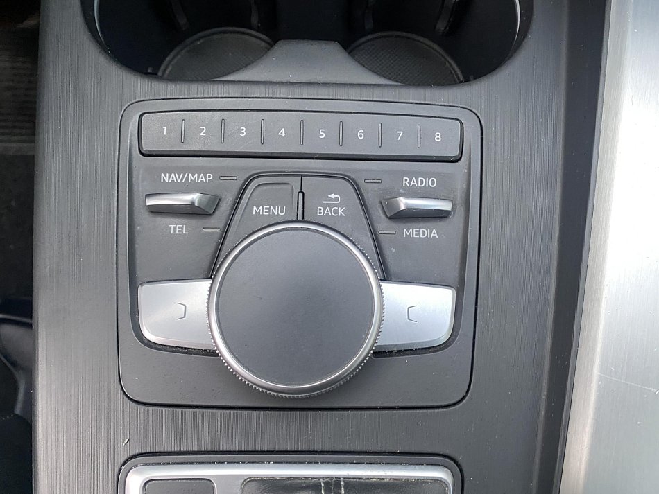 Audi A4 2.0 TFSi S-line