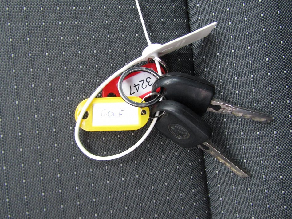 Volkswagen Golf 1.4 i 