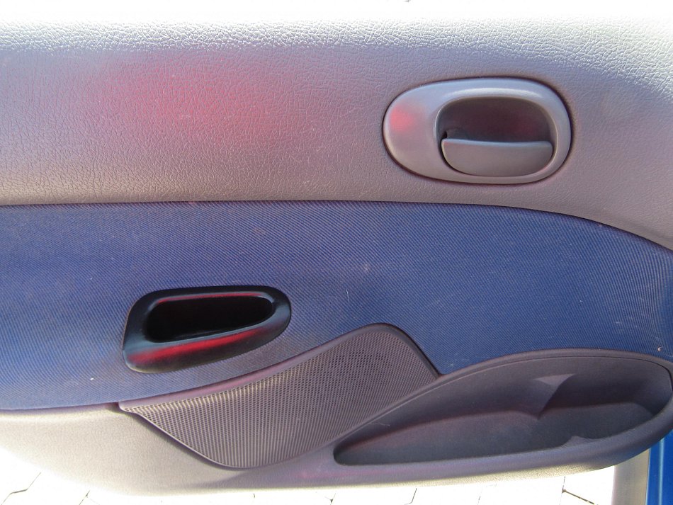 Peugeot 206 1.4 HDi 