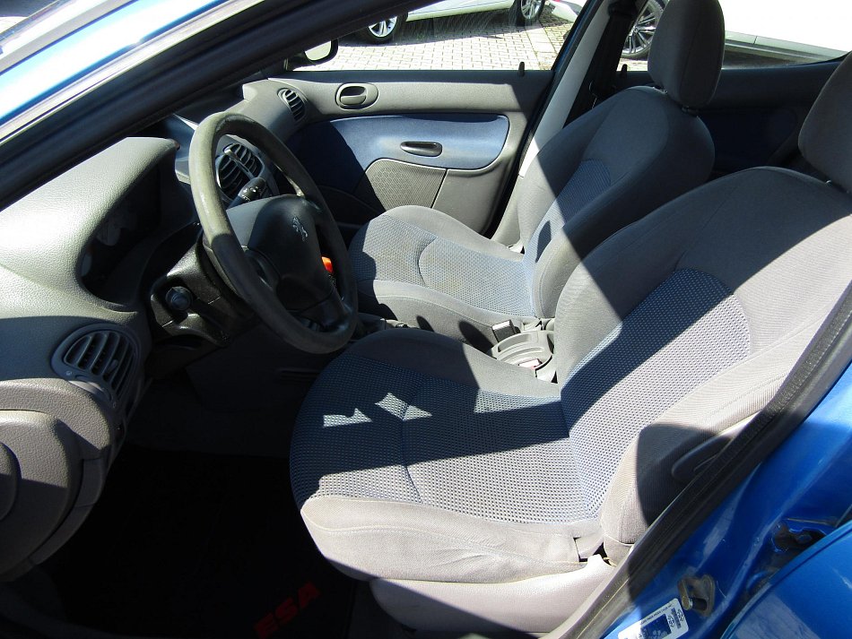 Peugeot 206 1.4 HDi 