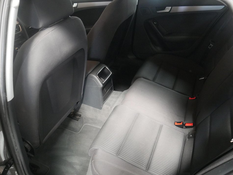 Audi A4 2.0 TDi 