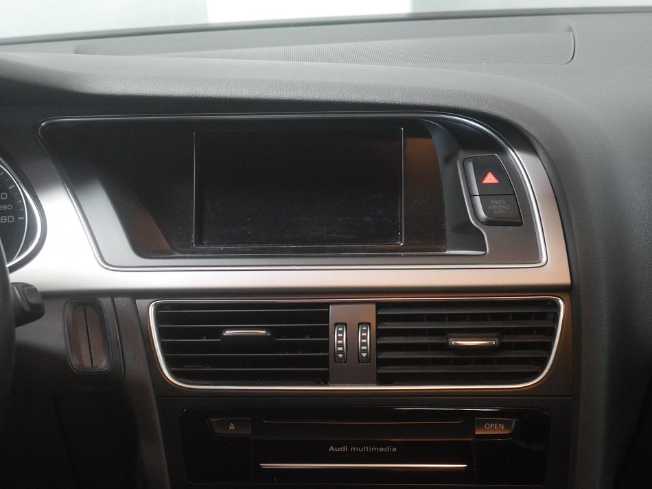 Audi A4 2.0 TDi 