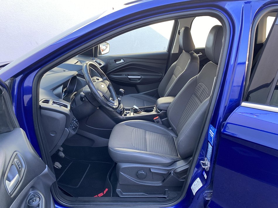Ford Kuga 1.5i 