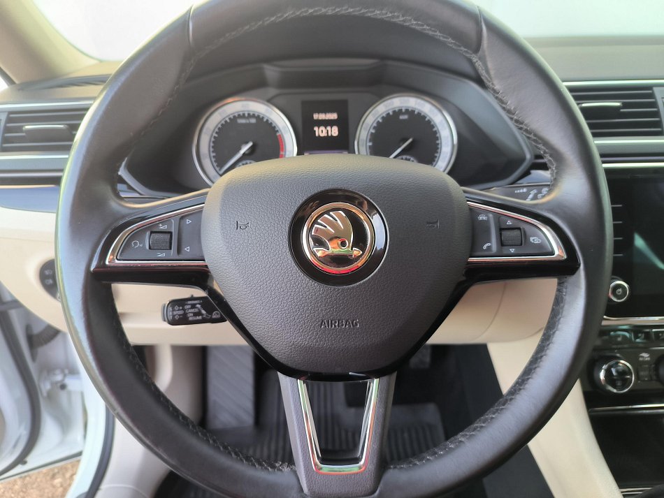 Škoda Superb III 1.8 TSi L&K
