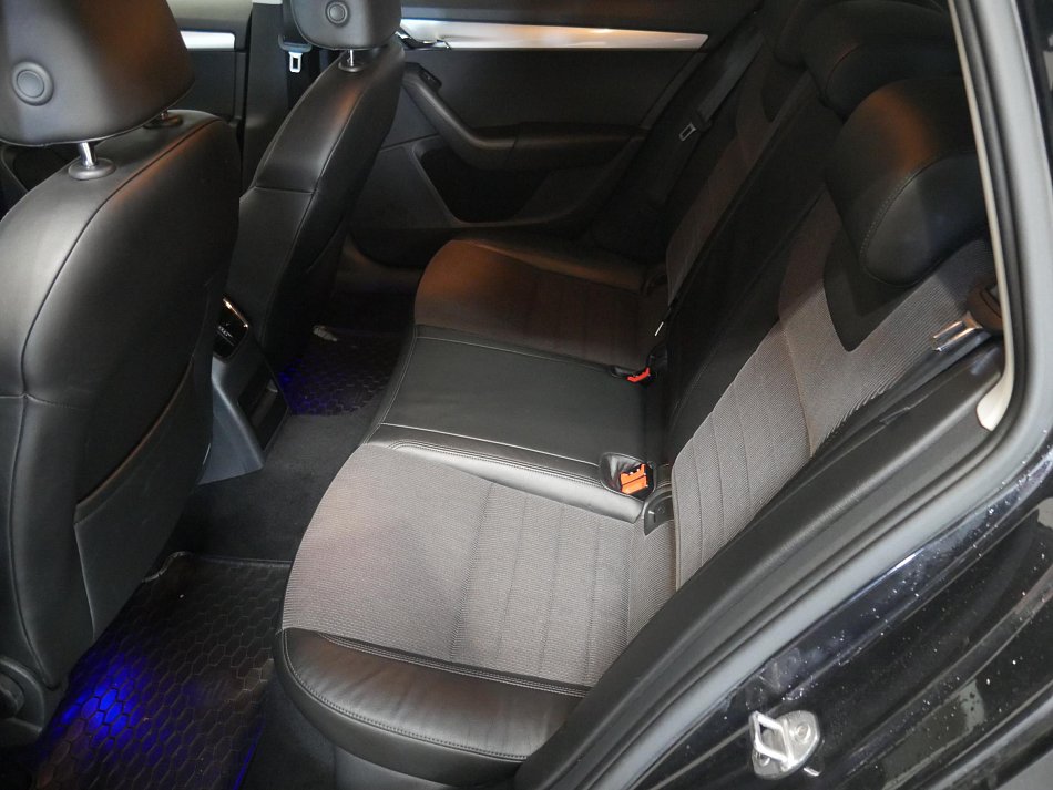 Škoda Octavia III 2.0 TDi  4x4