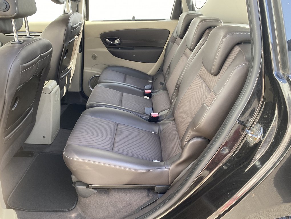 Renault Scénic 1.5 dCi 