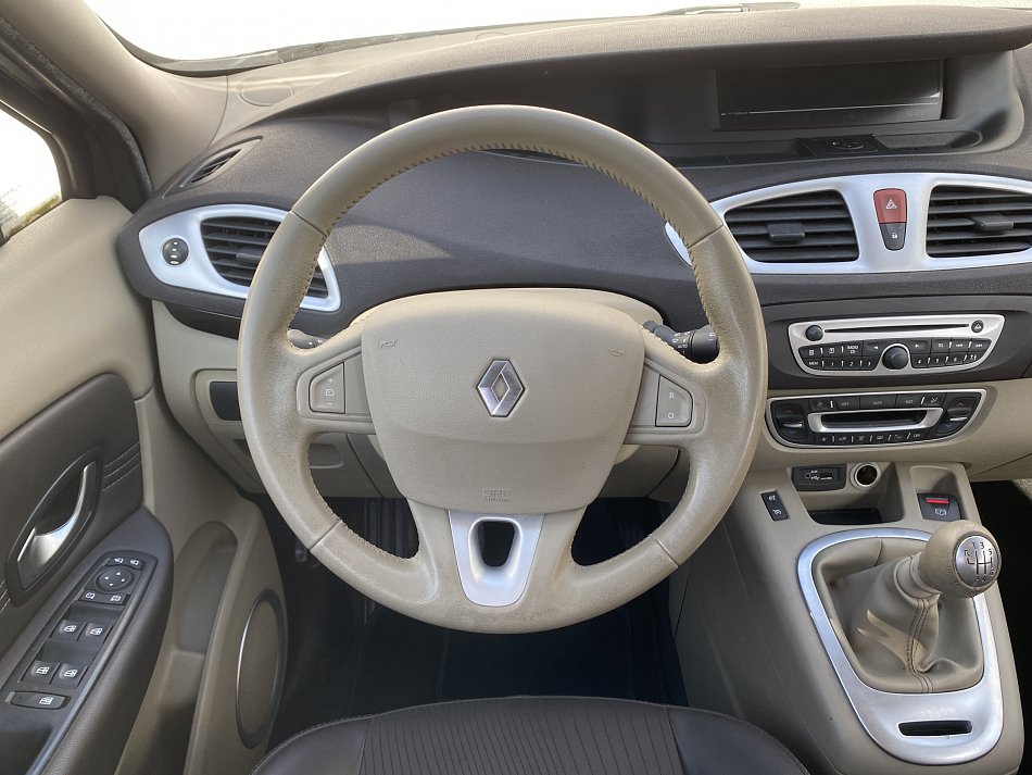 Renault Scénic 1.5 dCi 