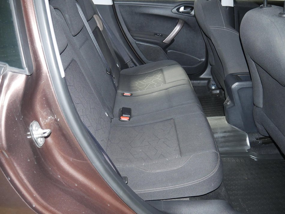 Peugeot 2008 1.6 HDI 
