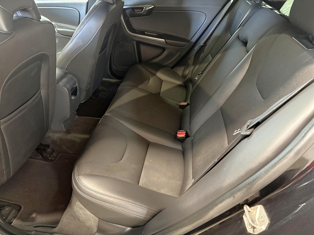 Volvo V60 1.6 D2 