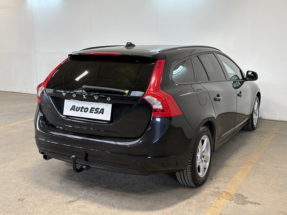 Volvo V60 1.6 D2 