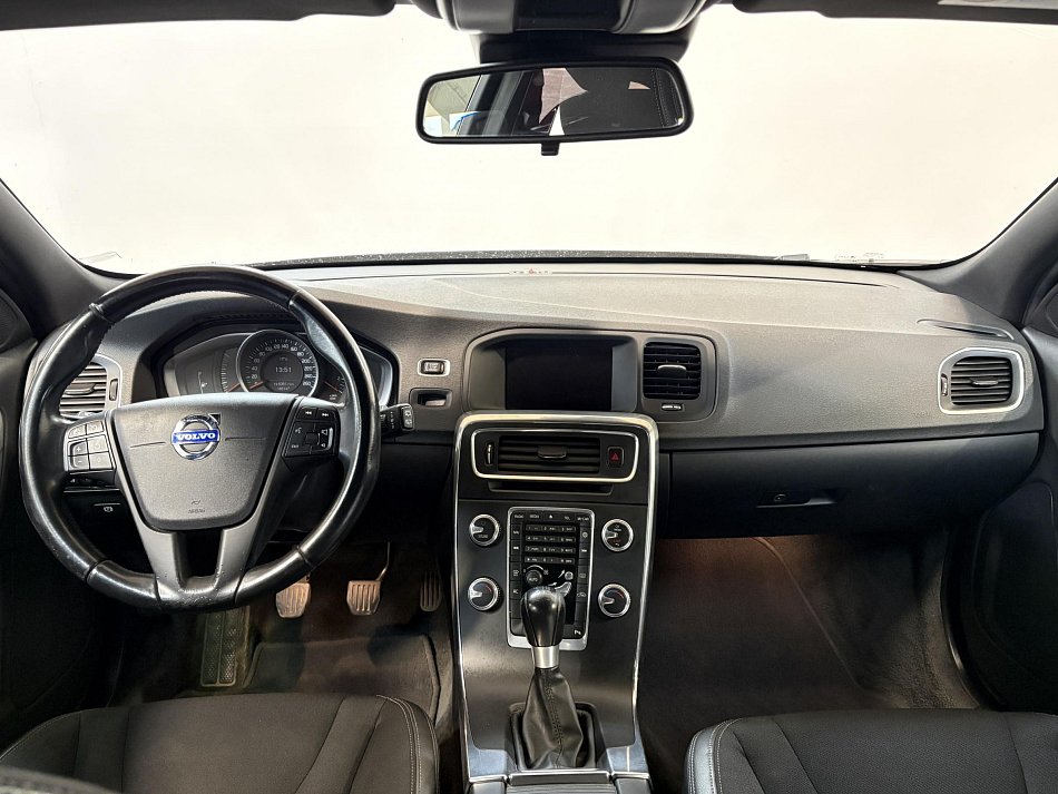 Volvo V60 1.6 D2 
