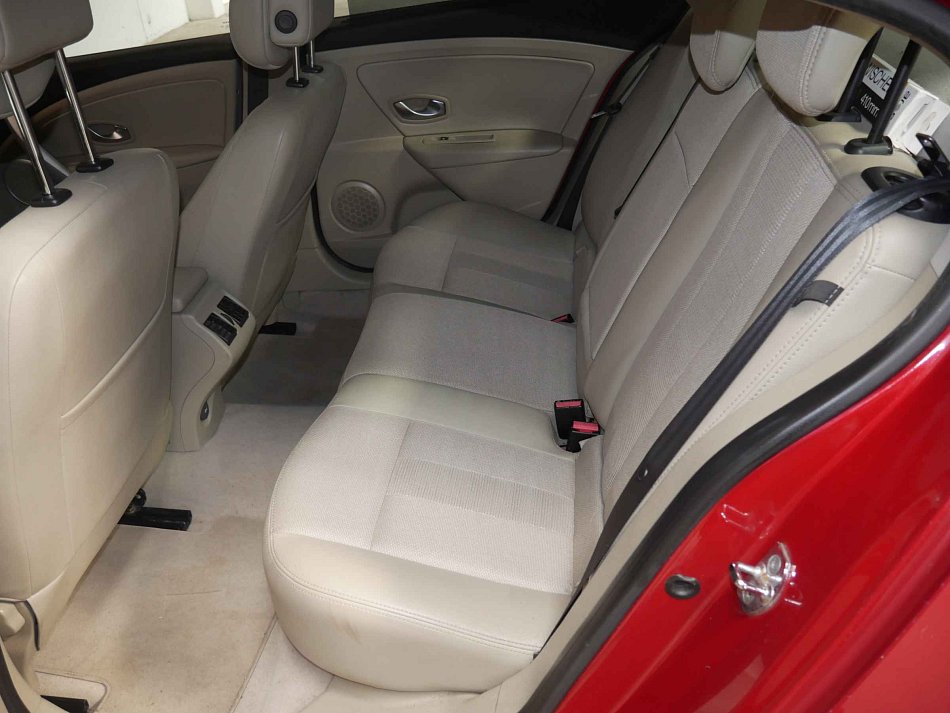 Renault Fluence 1.6 i 