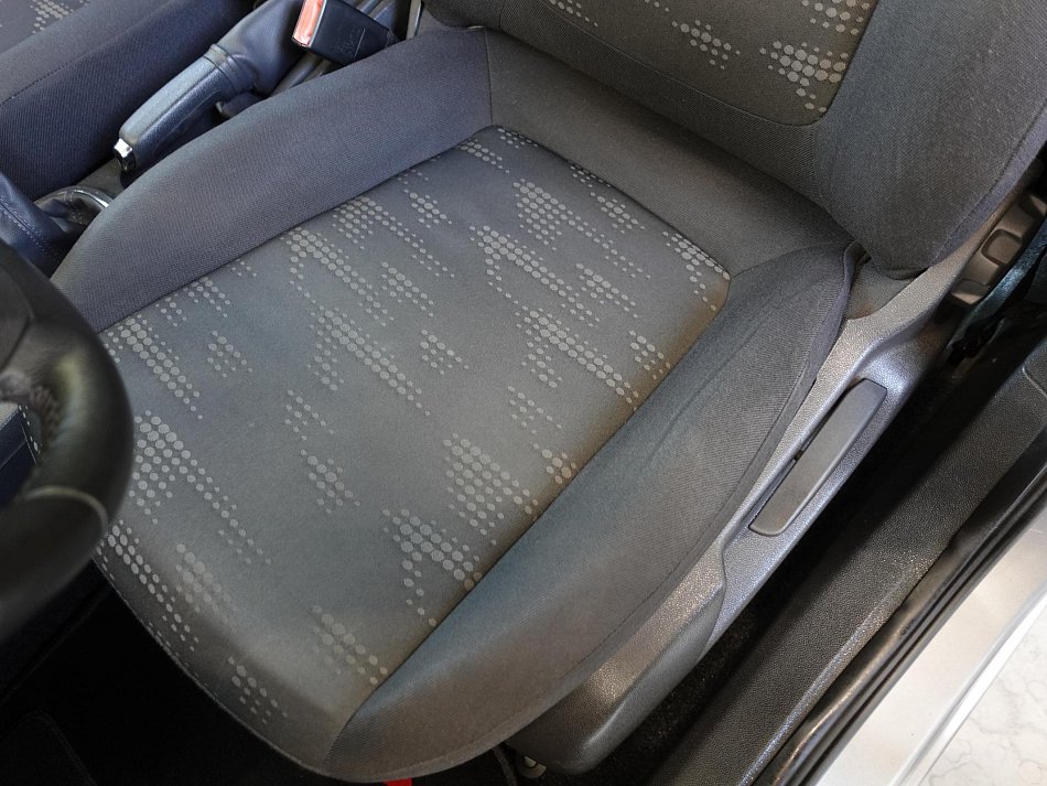 Opel Corsa 1.2i 