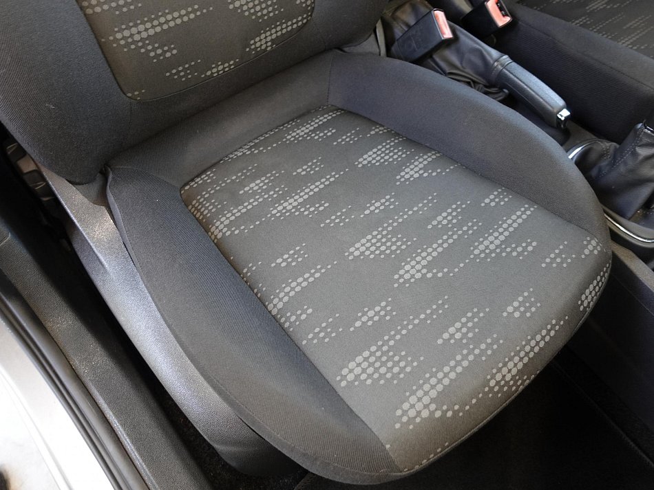 Opel Corsa 1.2i 