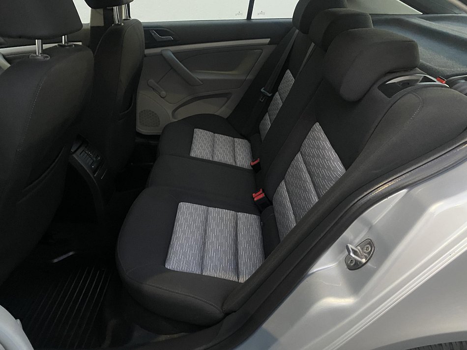 Škoda Octavia II 1.4 TSi Ambiente