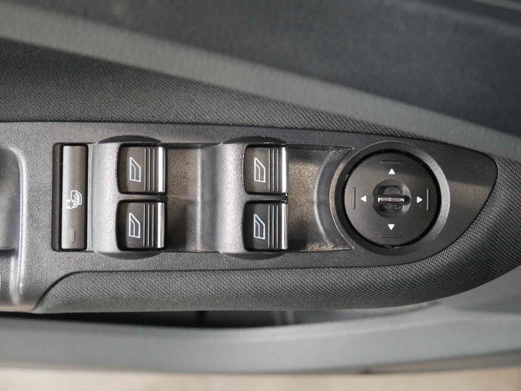 Ford Grand C-MAX 1.6 CDTi 