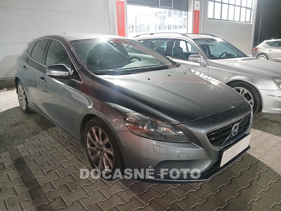Volvo V40 1.6D 
