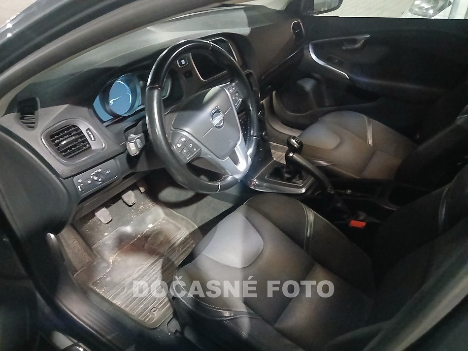 Volvo V40 1.6D 