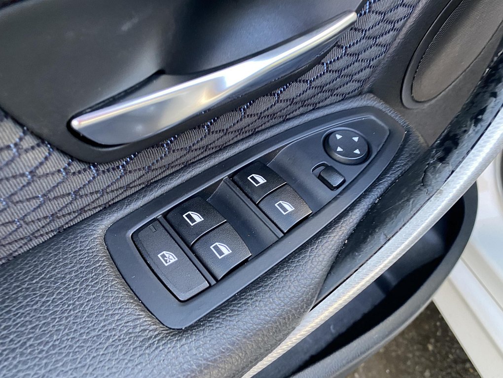 BMW Řada 3 2.0D M Paket 320d xDrive