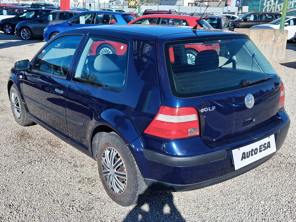 Volkswagen Golf 1.4i 
