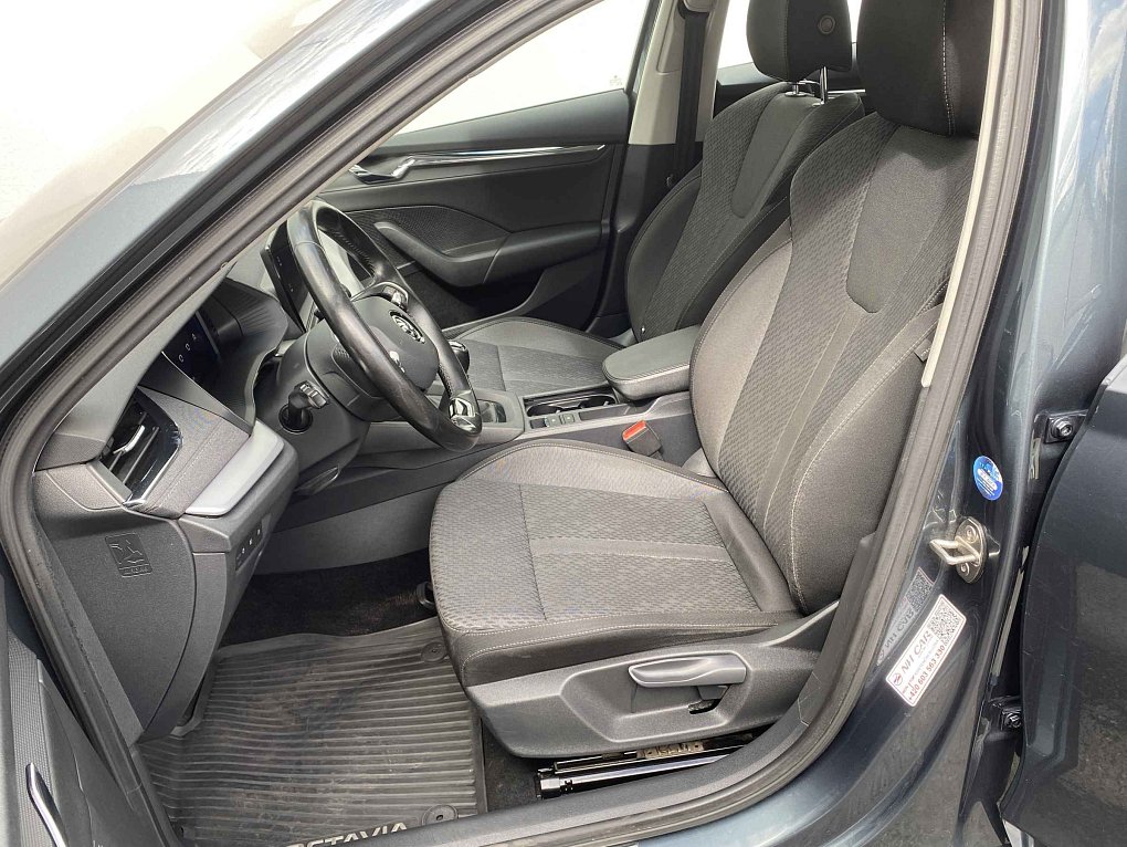 Škoda Octavia IV 1.5 TSi Style