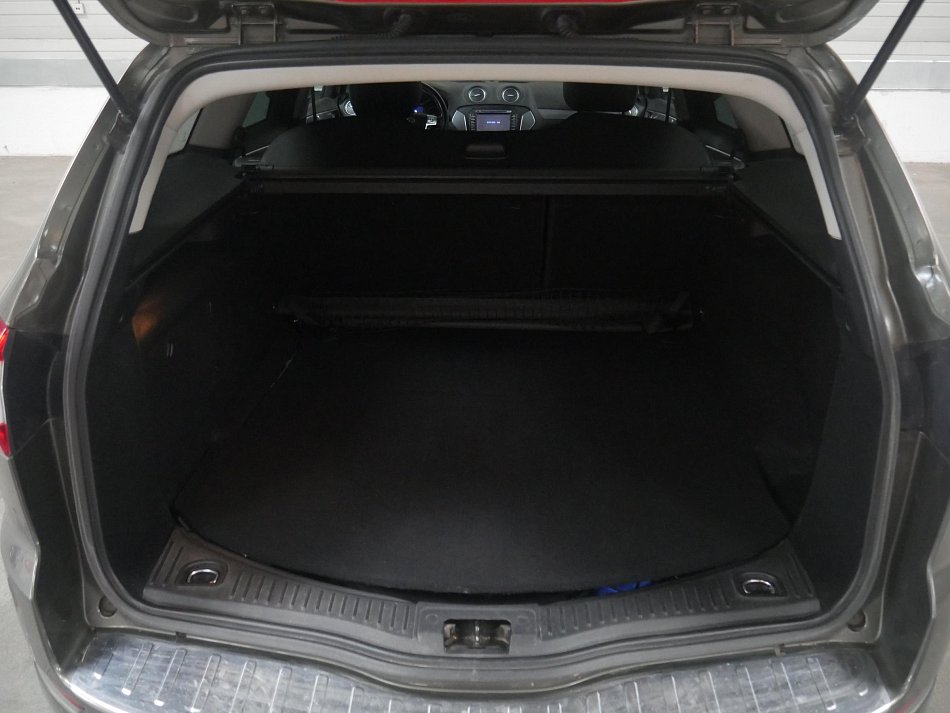 Ford Mondeo 2.0TDCi 