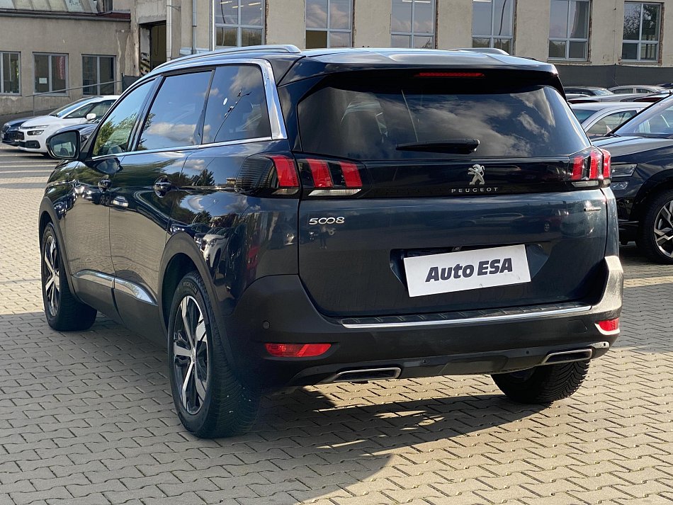 Peugeot 5008 1.5 HDi GT Line 7míst