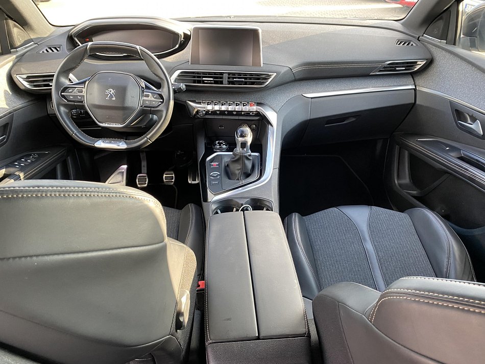 Peugeot 5008 1.5 HDi GT Line 7míst