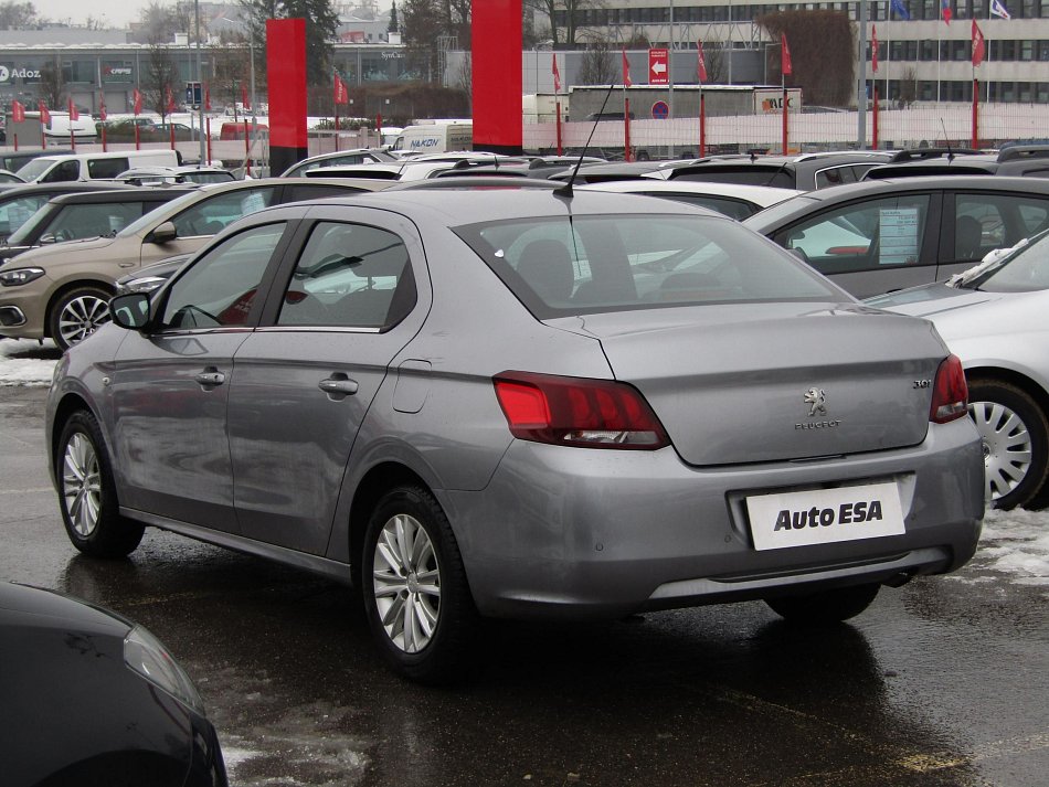 Peugeot 301 1.6VTi 