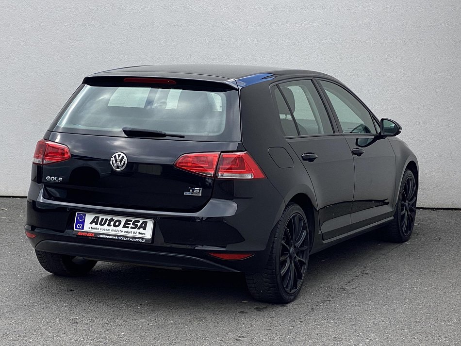 Volkswagen Golf 1.2 TSI 