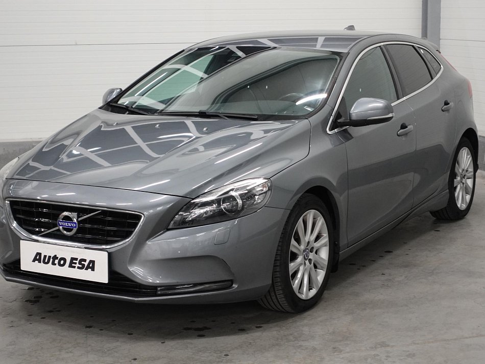 Volvo V40 1.6D 